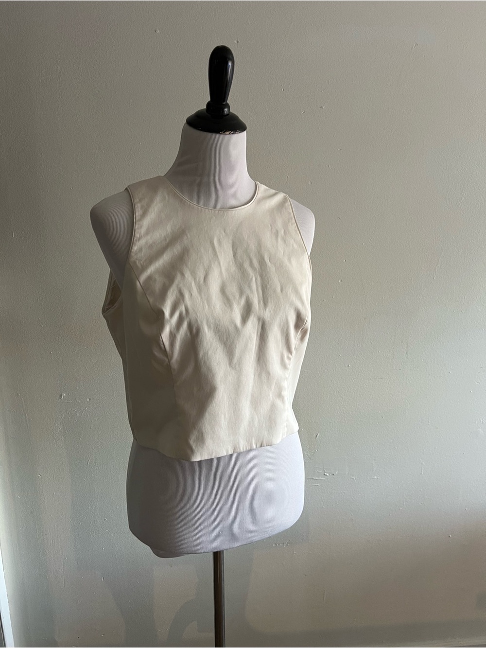 White House Black Market Cream Cropped Tank